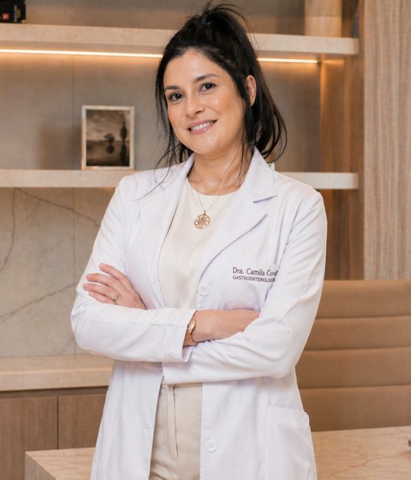 Dra. Camila Coradi